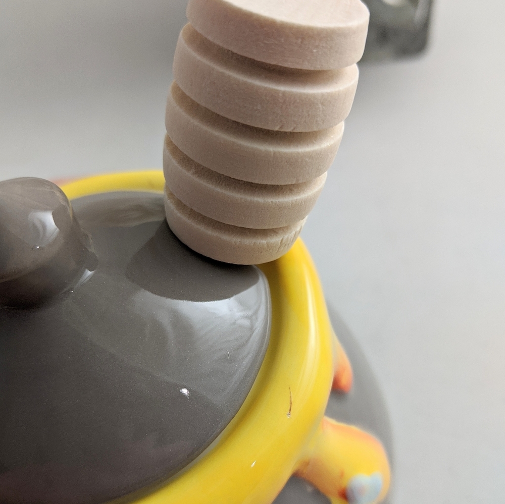 Disney Winnie the Pooh Honey Hunny - Picture 4 of 6